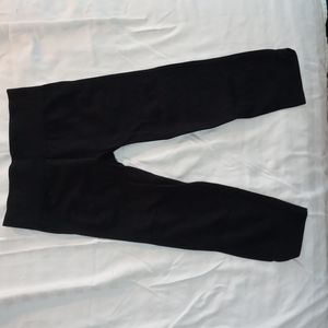 Black Athletic Capris